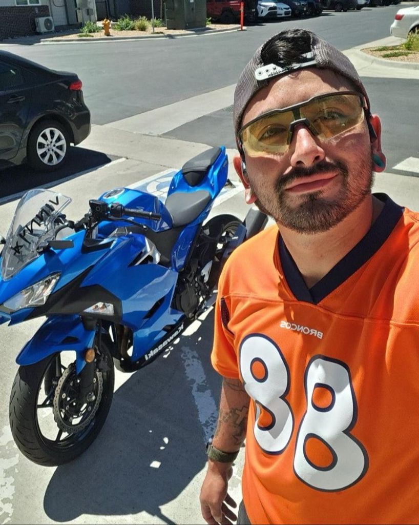 Vicente "Vinny" Quinones