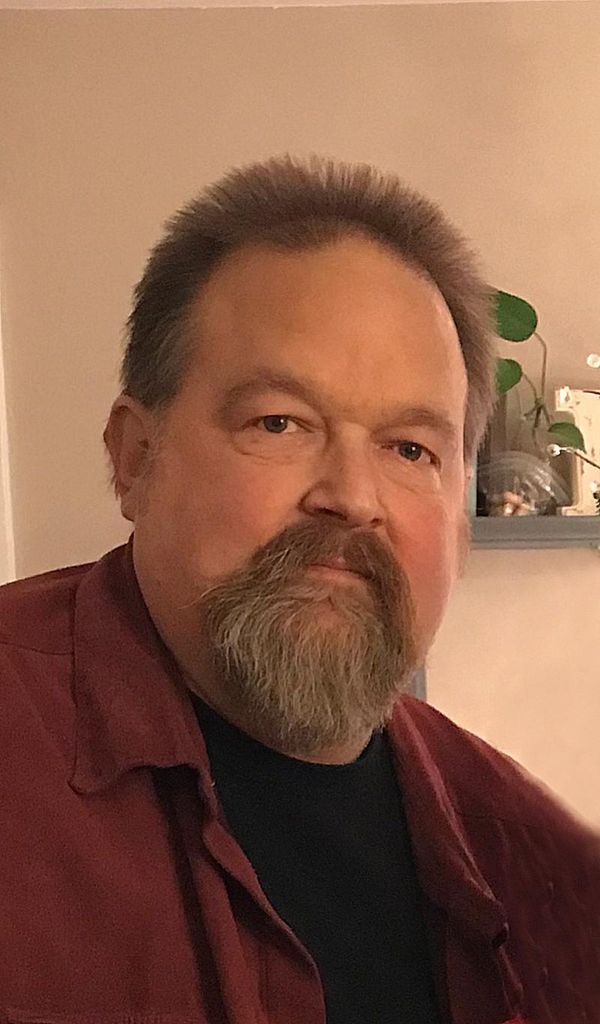 Robert J. Mcglone Jr. Profile Photo