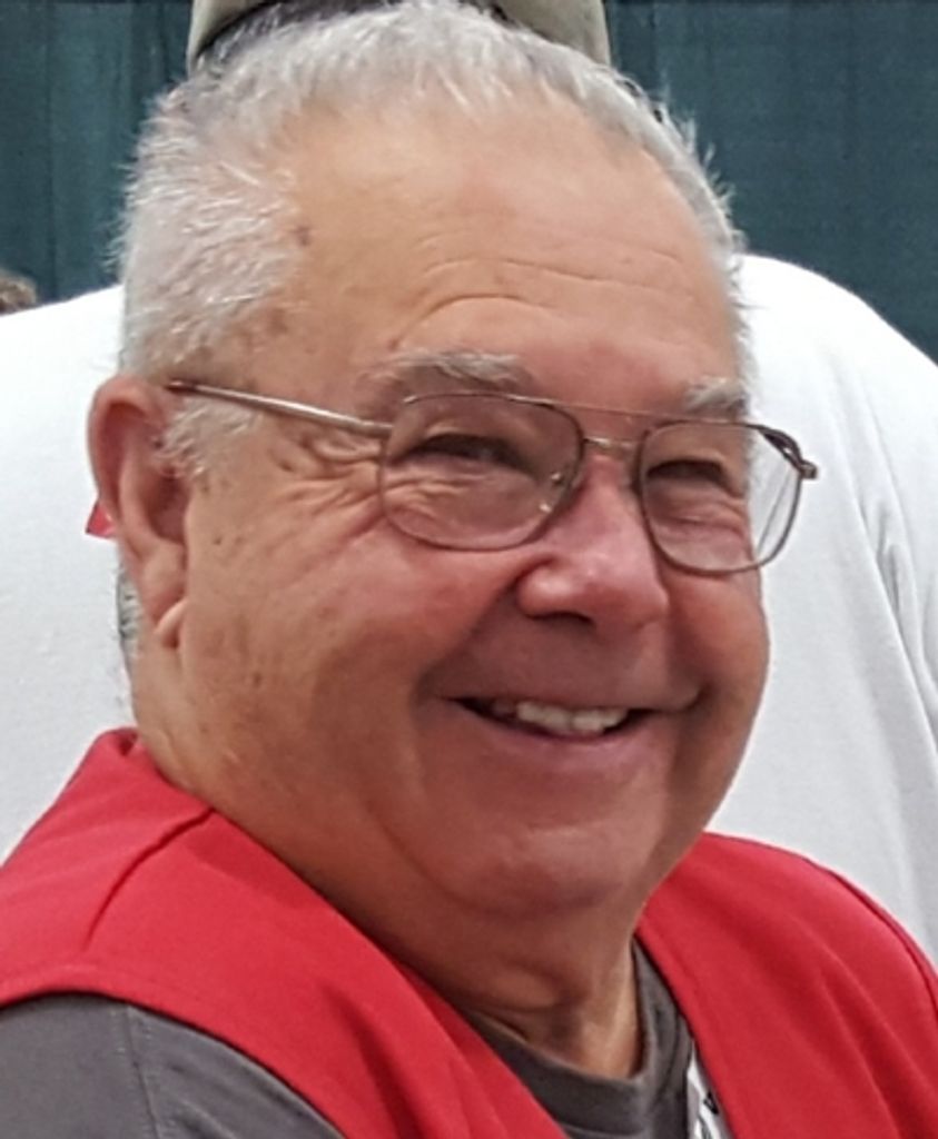 Lee Carnell Lambert Profile Photo