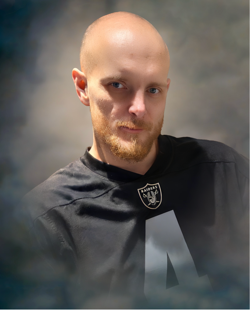 Dustin Allen Macaulay Profile Photo