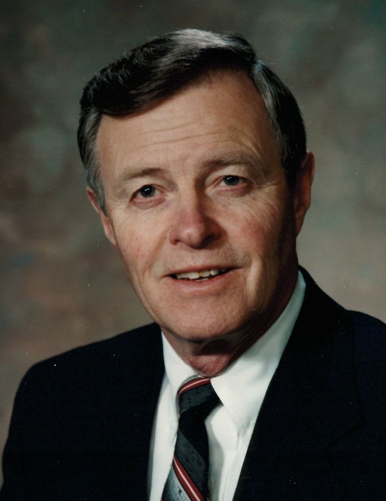 Myron "Mike" L Ellingsen Profile Photo