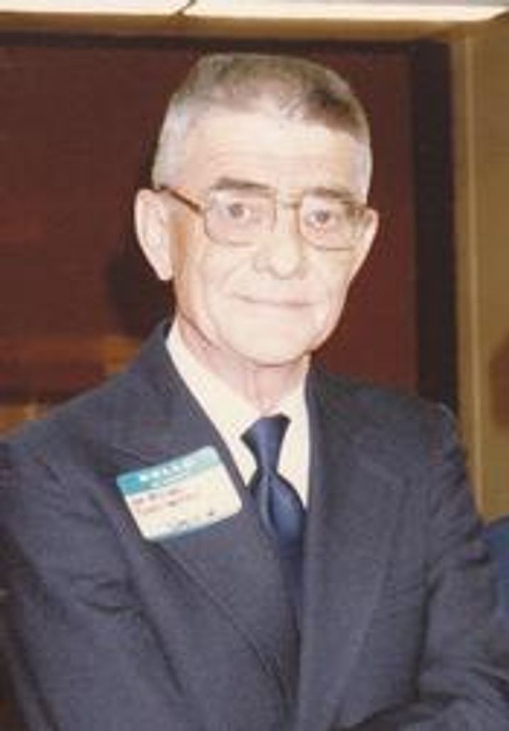 Kenneth Mearl Stolley