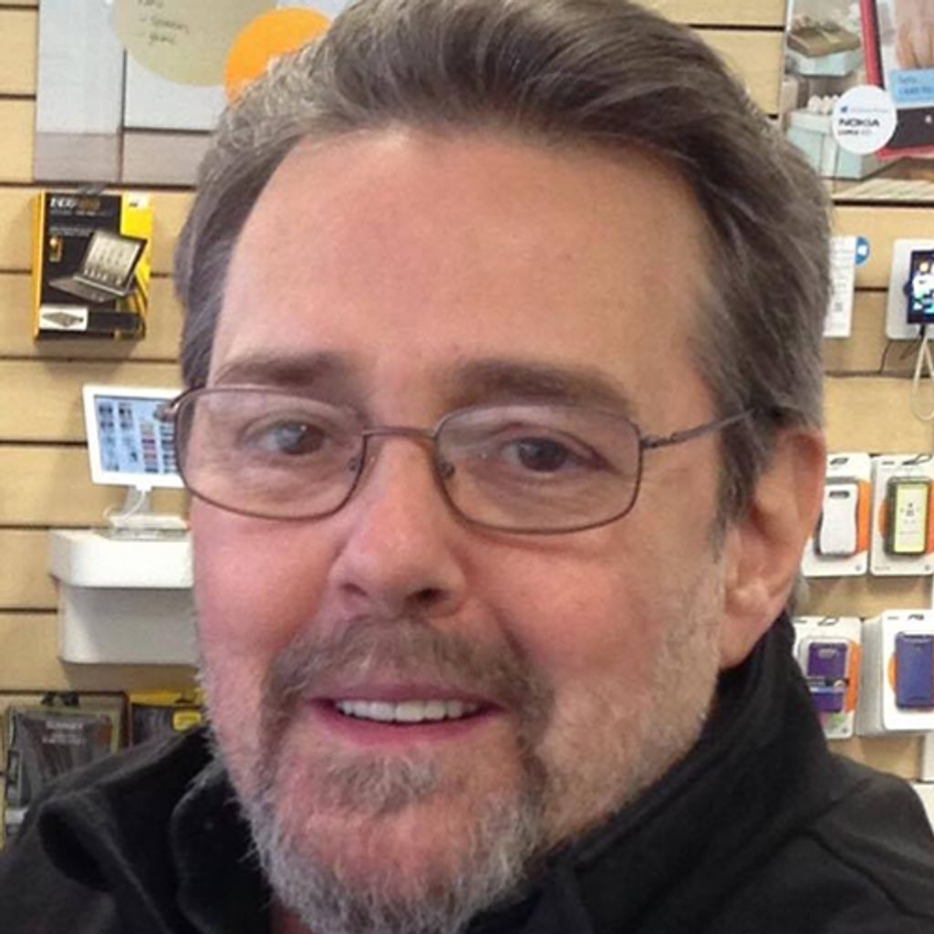 Robert D "Buff" Lucas  Jr