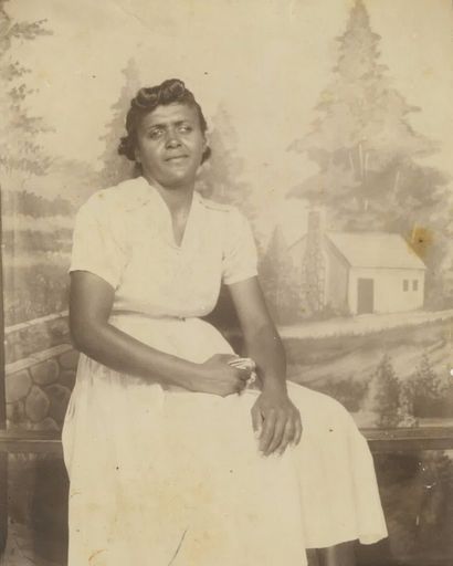 Eva Reid Gates Profile Photo