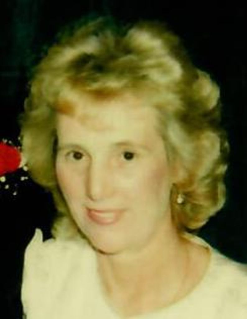 Rosemary Lippl Profile Photo