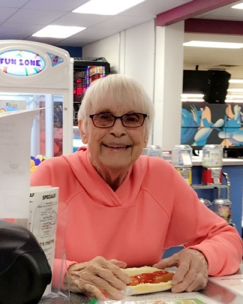 Joanne "Joy" Nichols