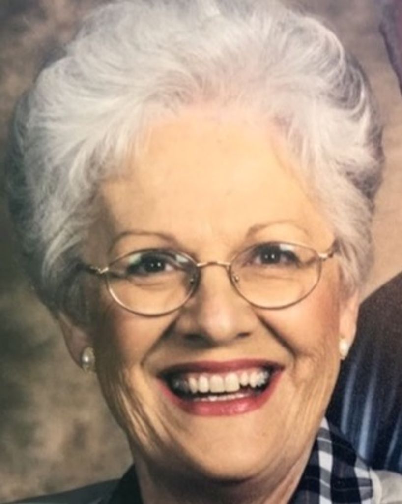 Carmen Lucille Lloyd Houmand