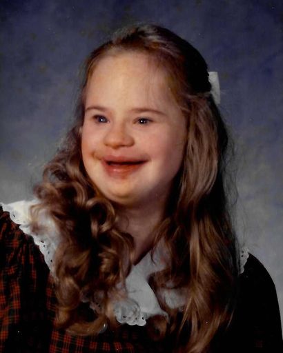 Elysia Marie Salazar Profile Photo