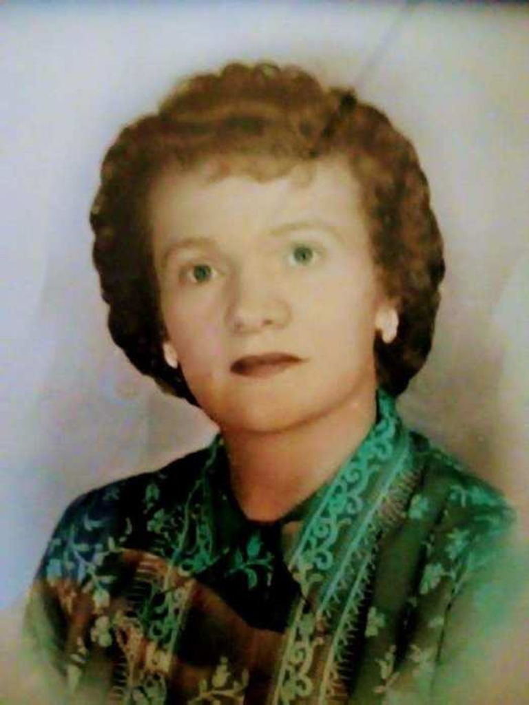 Maxine Helstad