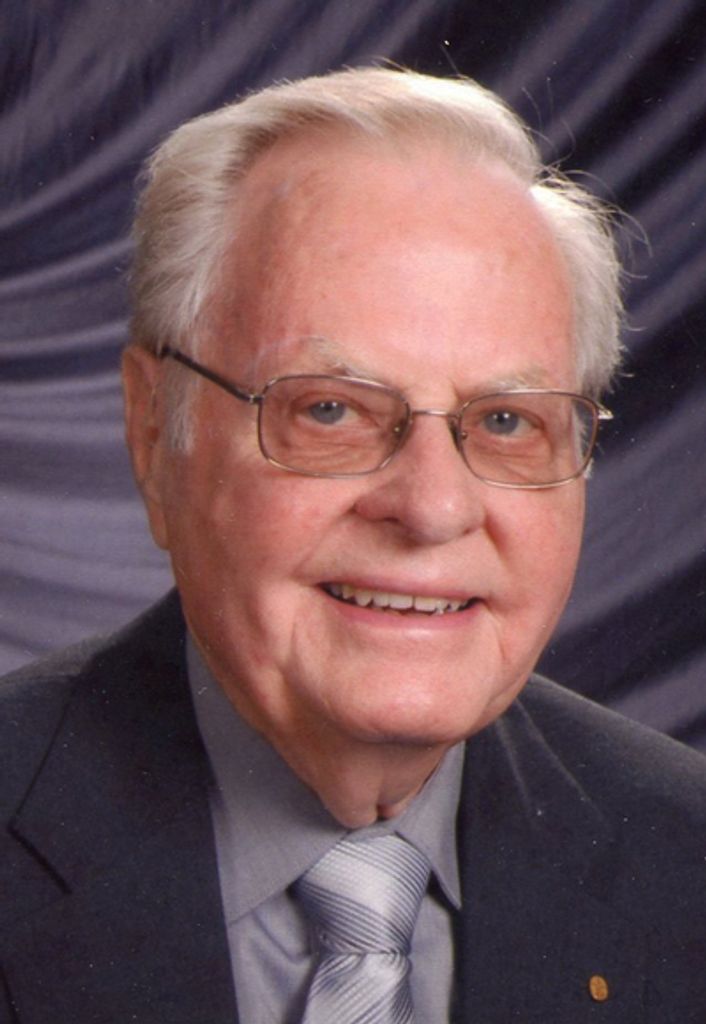 Herbert Alan Dutcher Profile Photo