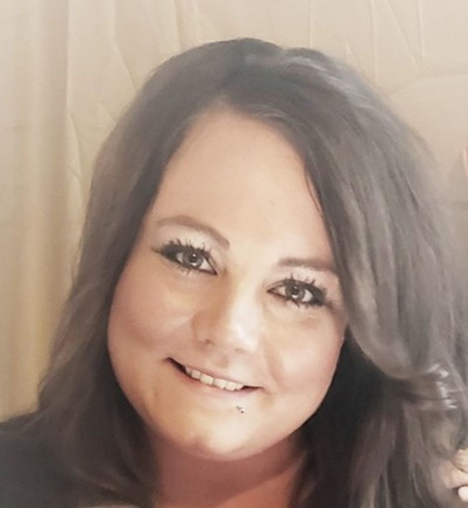 Erin Elizabeth Shmhwna (Brown) Profile Photo