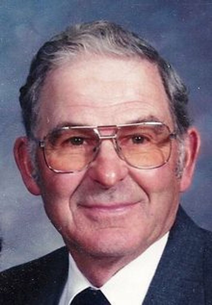 Larry Guyett