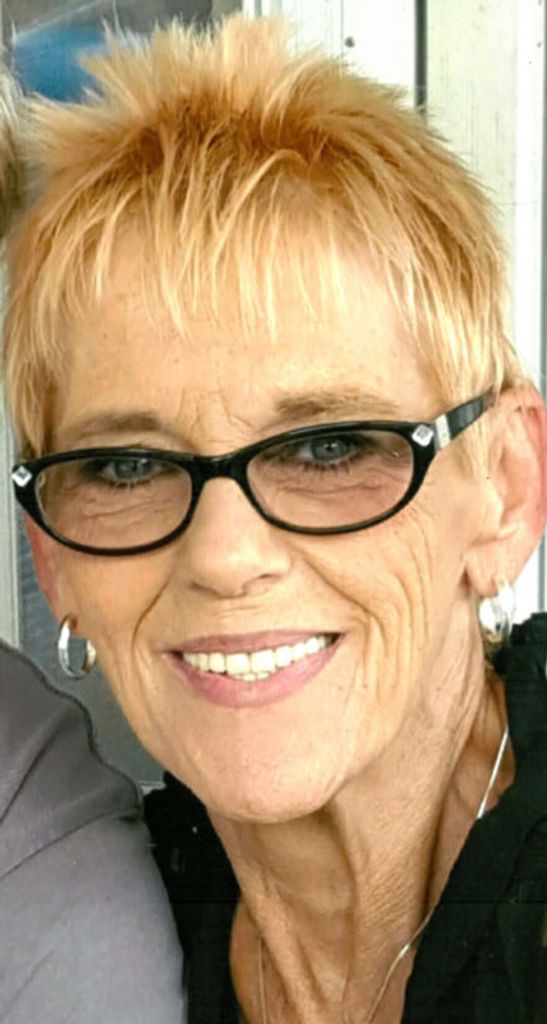Debbie Howing Profile Photo