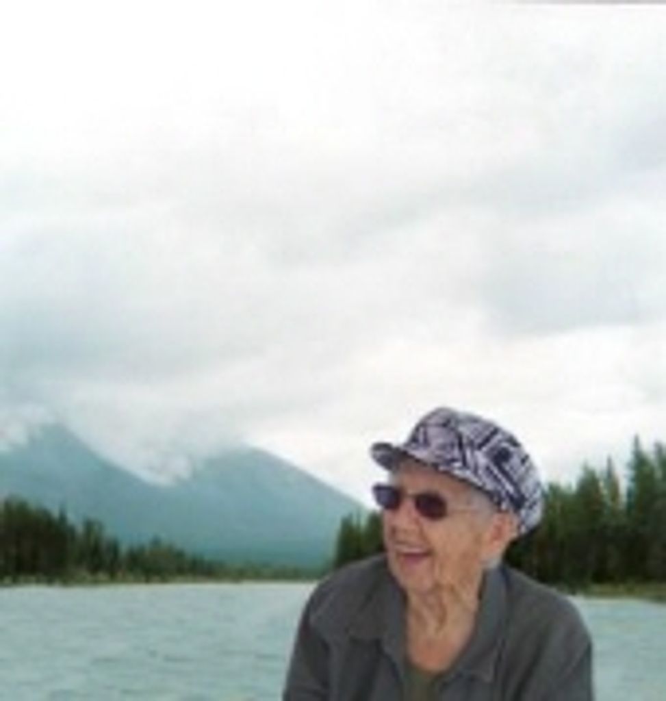 Lelia Elton Graef