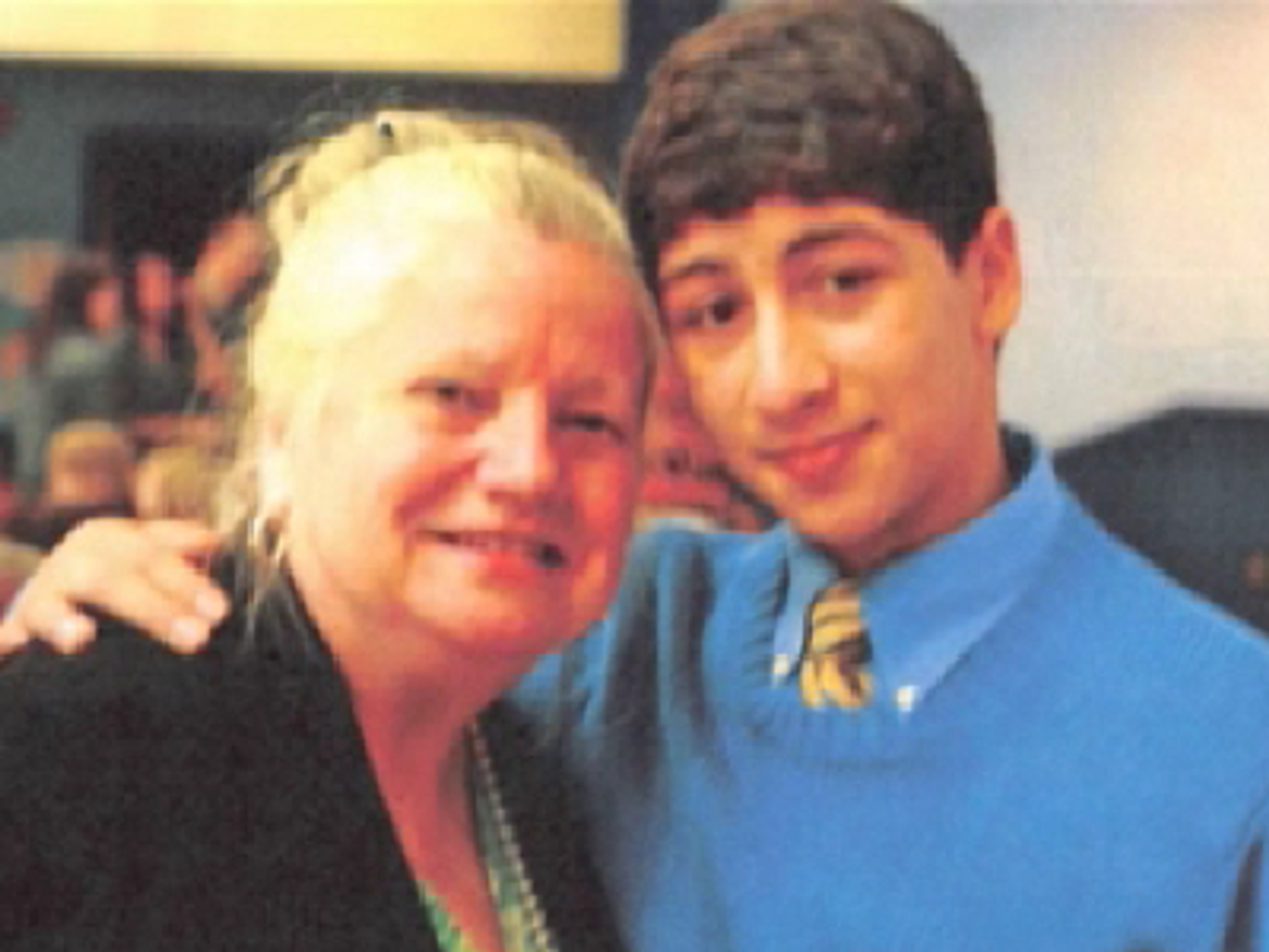 Tuesday, image size:2048x1536