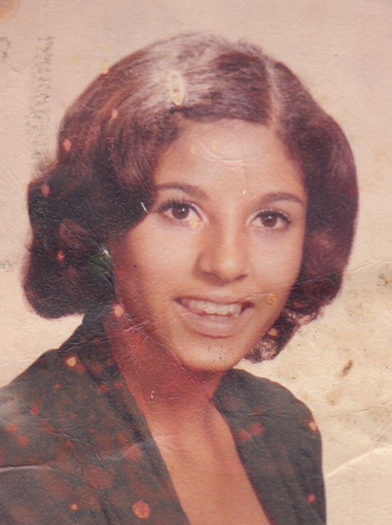 Julia Esther Ortiz Profile Photo