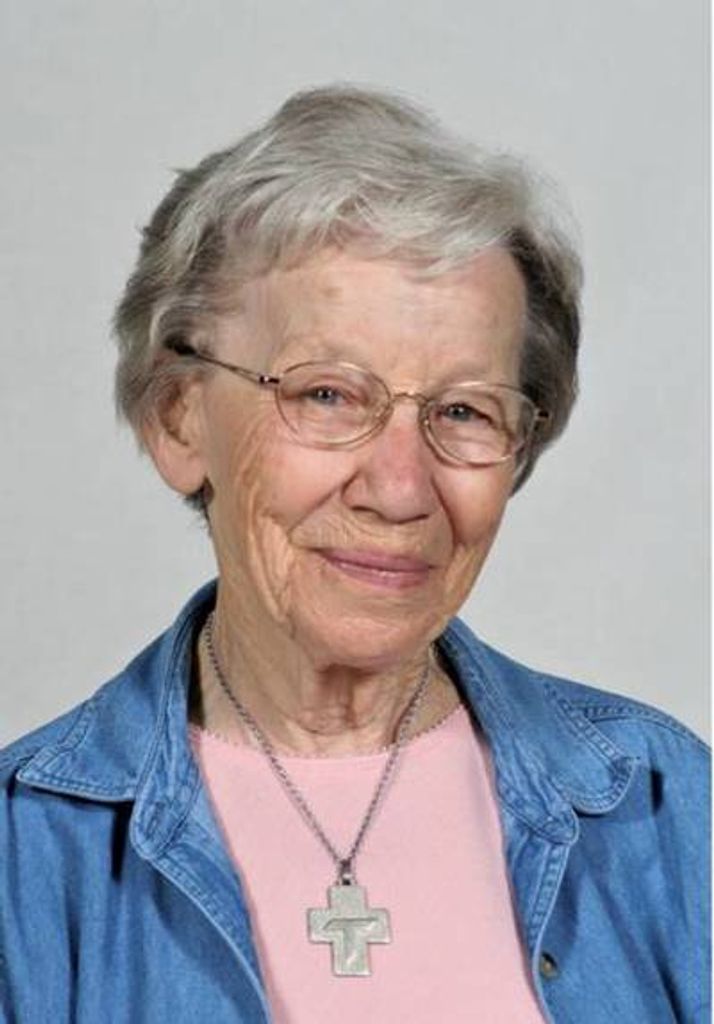 Sister Dorothy Droessler, Sssf Profile Photo
