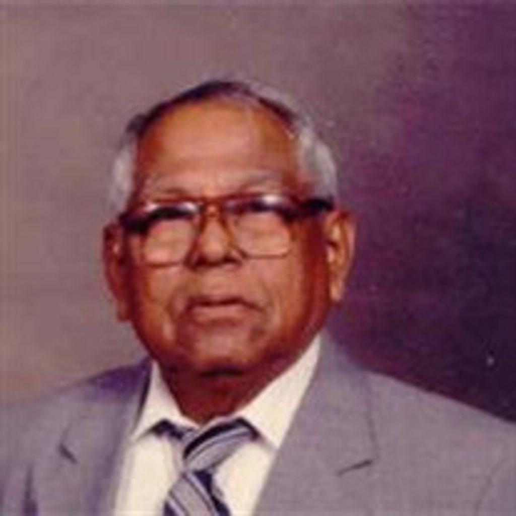 Santos Alviar