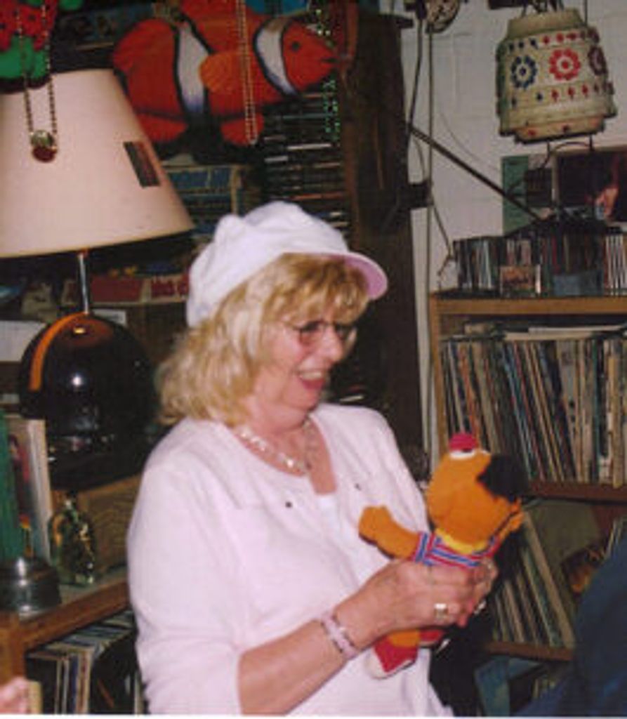 Loretta  Selph