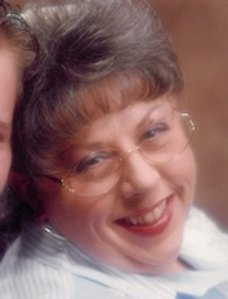 Shirley Hands