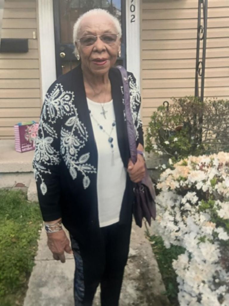 Viola Mae Powell Profile Photo