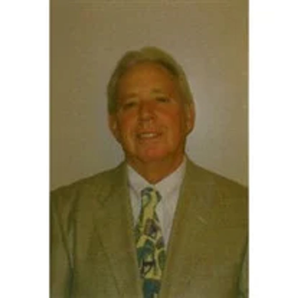 Bruce Arnold