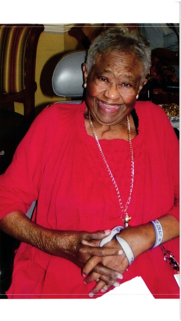 Sadie Elizabeth Lee Profile Photo