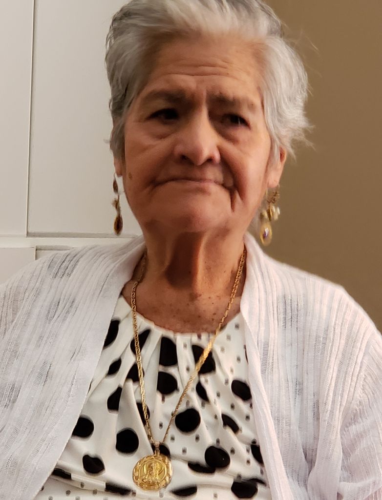 Celia Leon Profile Photo