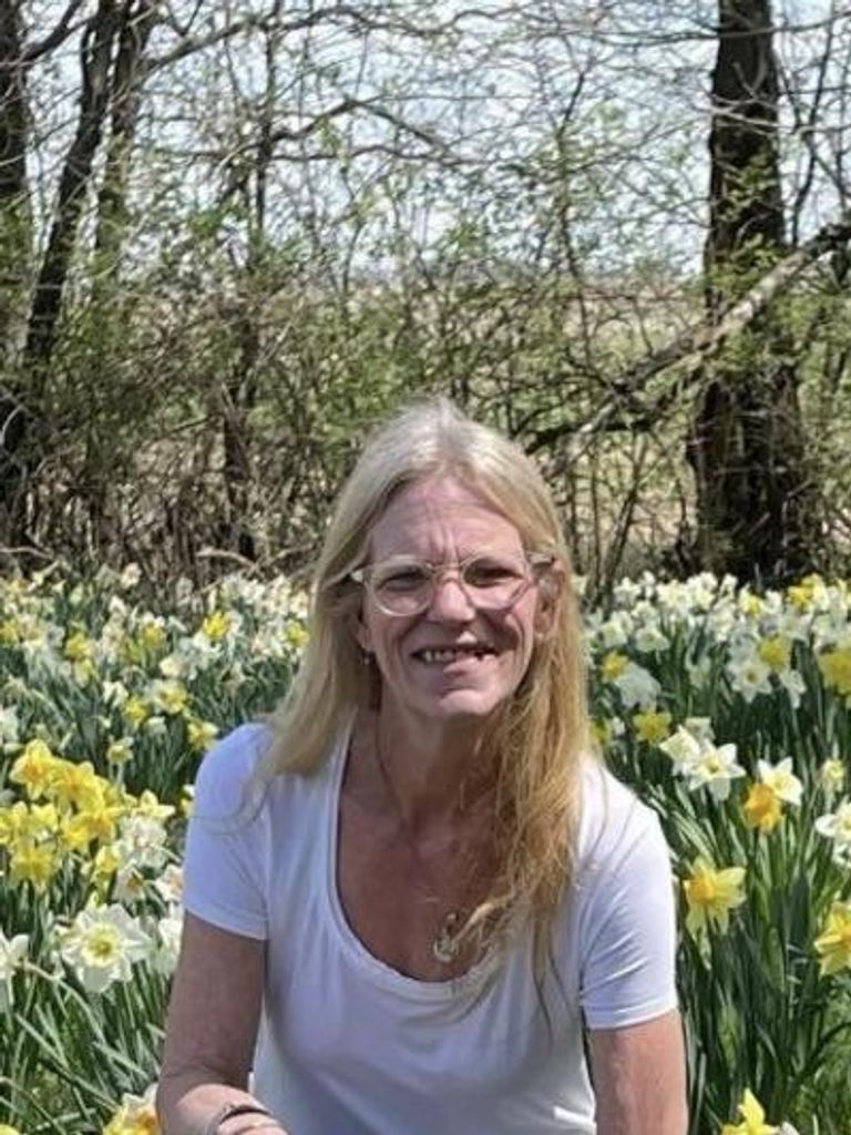 Julie A Collins Profile Photo