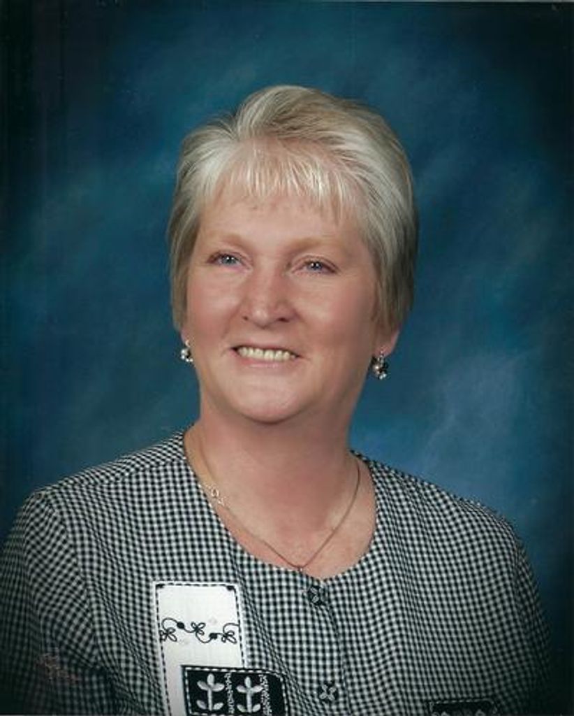 Sue James Profile Photo