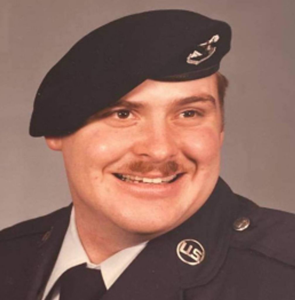 Dewey Gant III
