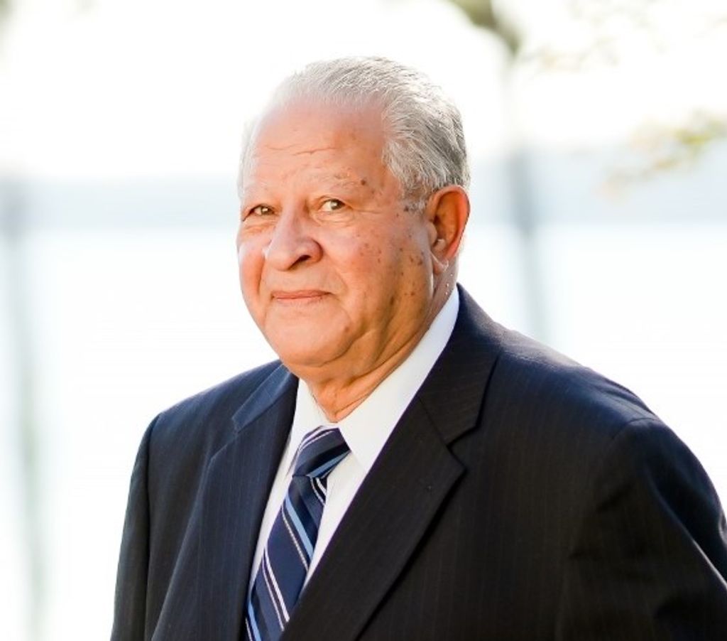 Elmer Hunt Jr.
