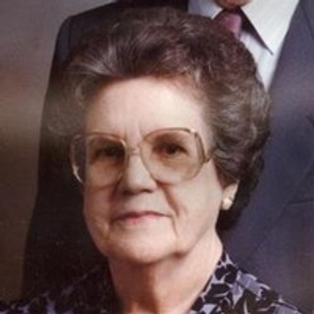 Claudia  Matthew Novoa