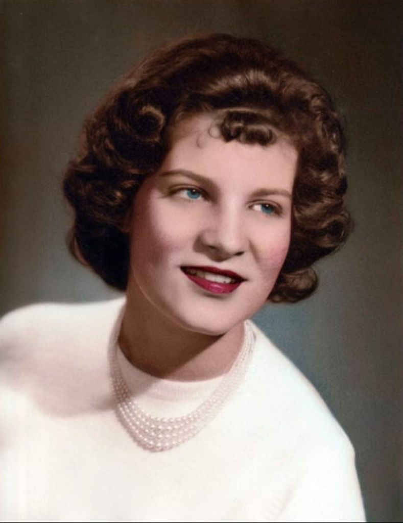 Linda "Carol" Hood Warren