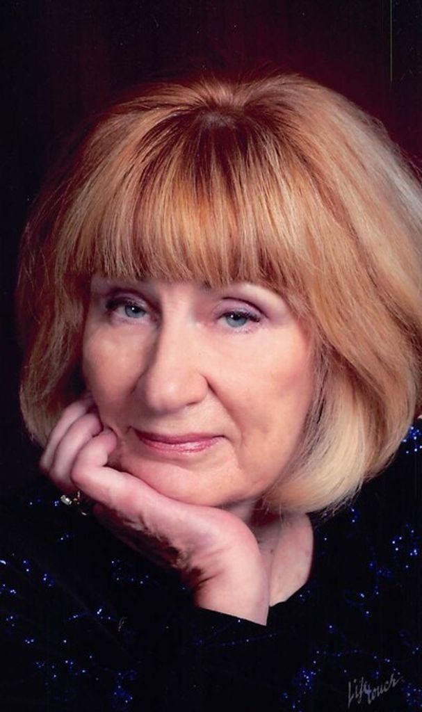 Carolyn Crookston Profile Photo