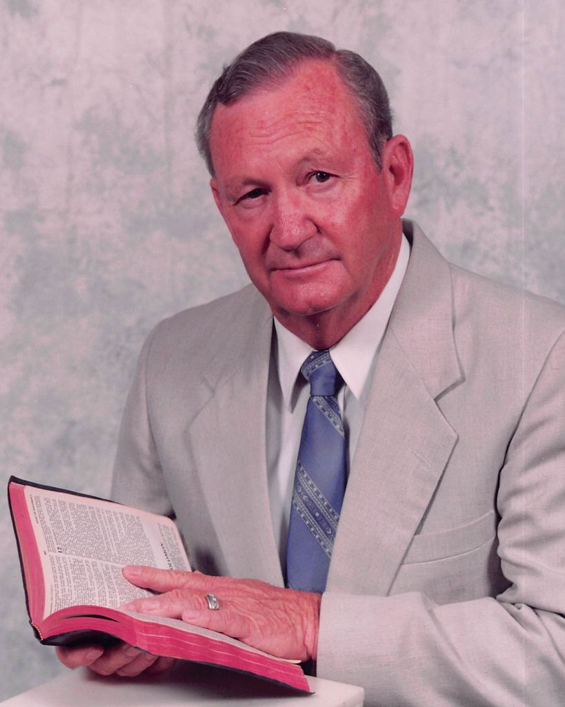 Manuel Lee Aldridge Profile Photo