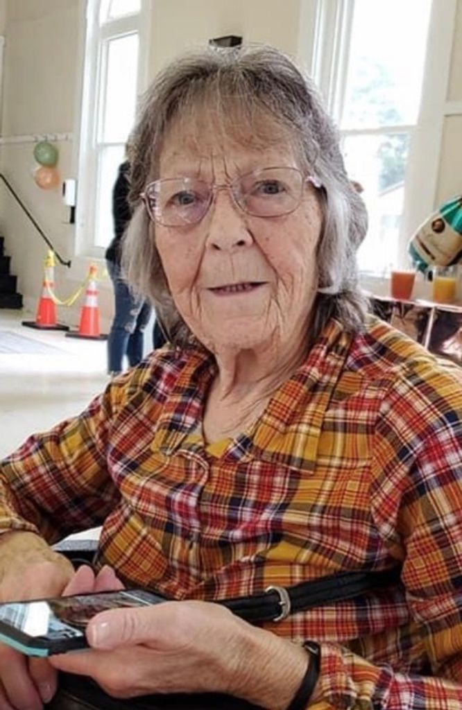 Janet L. (Frazier)  Moody