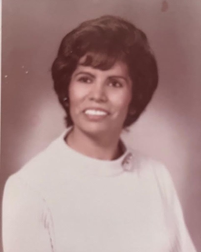 Dolores Cisneros