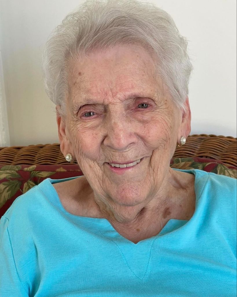 Doris R. (Caissie) Robichaud Profile Photo