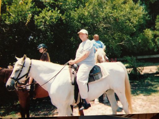 Evelyn (Howard)  Muncy photo gallery thumbnail 5 of 68
