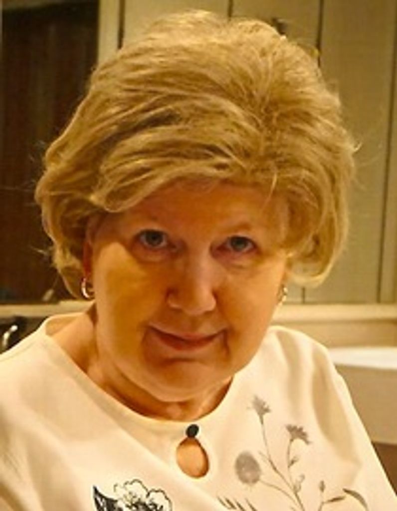 Constance Gail (Fentress)  Sudlak