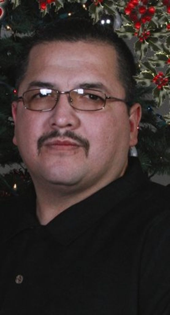 Daniel Thomas Bustos