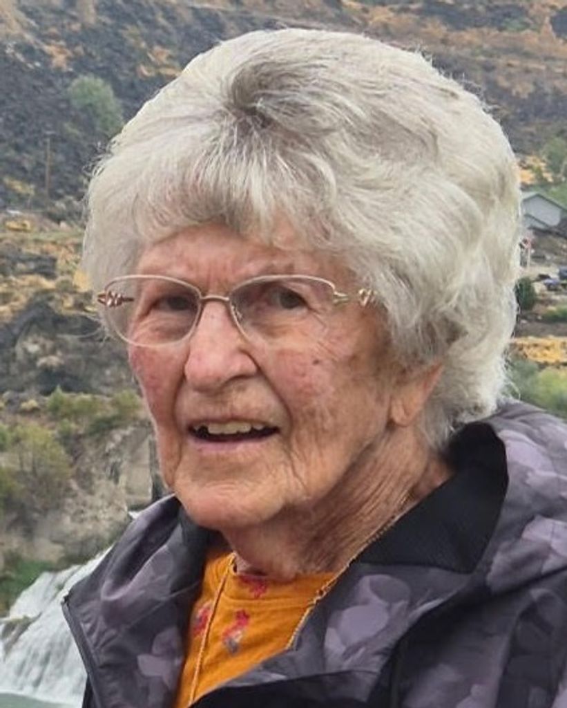 Geneva Ruth Neuhauser Profile Photo