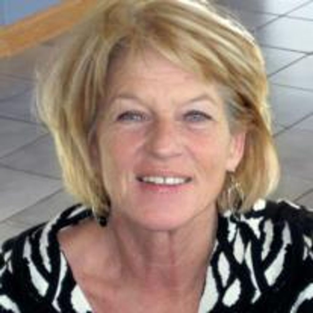 Bonnie Kay Grosz