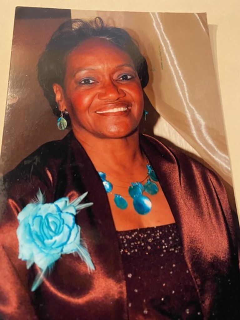 Gloria Mason Long Profile Photo