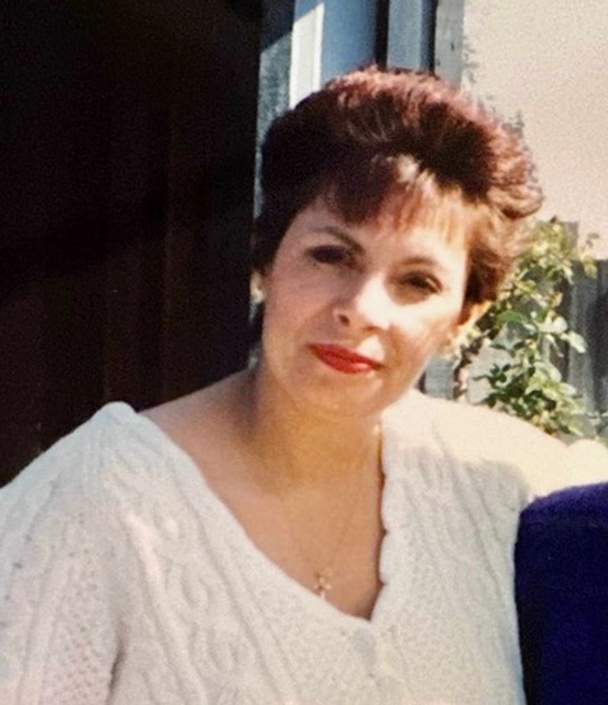 Connie Carlos-Salas Profile Photo