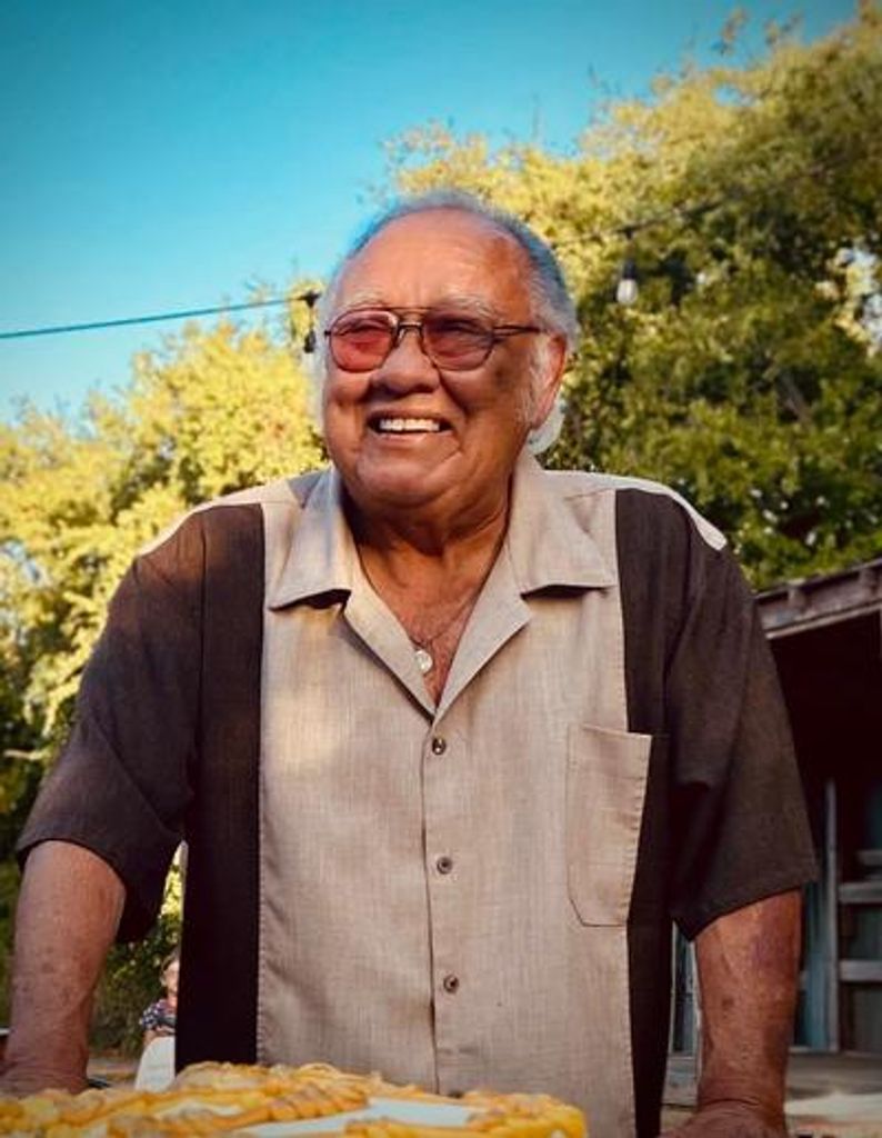 Manuel Martinez, Jr. Profile Photo