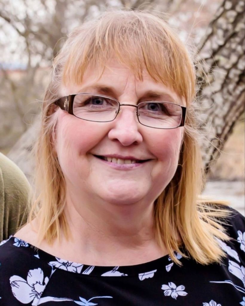 Robin Marie Fender Profile Photo