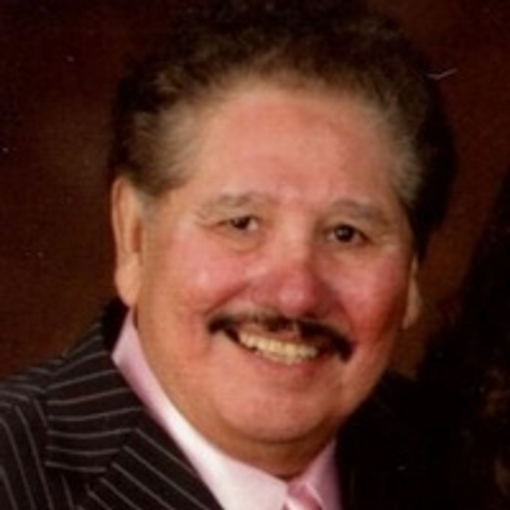 Juan  Roberto Riojas