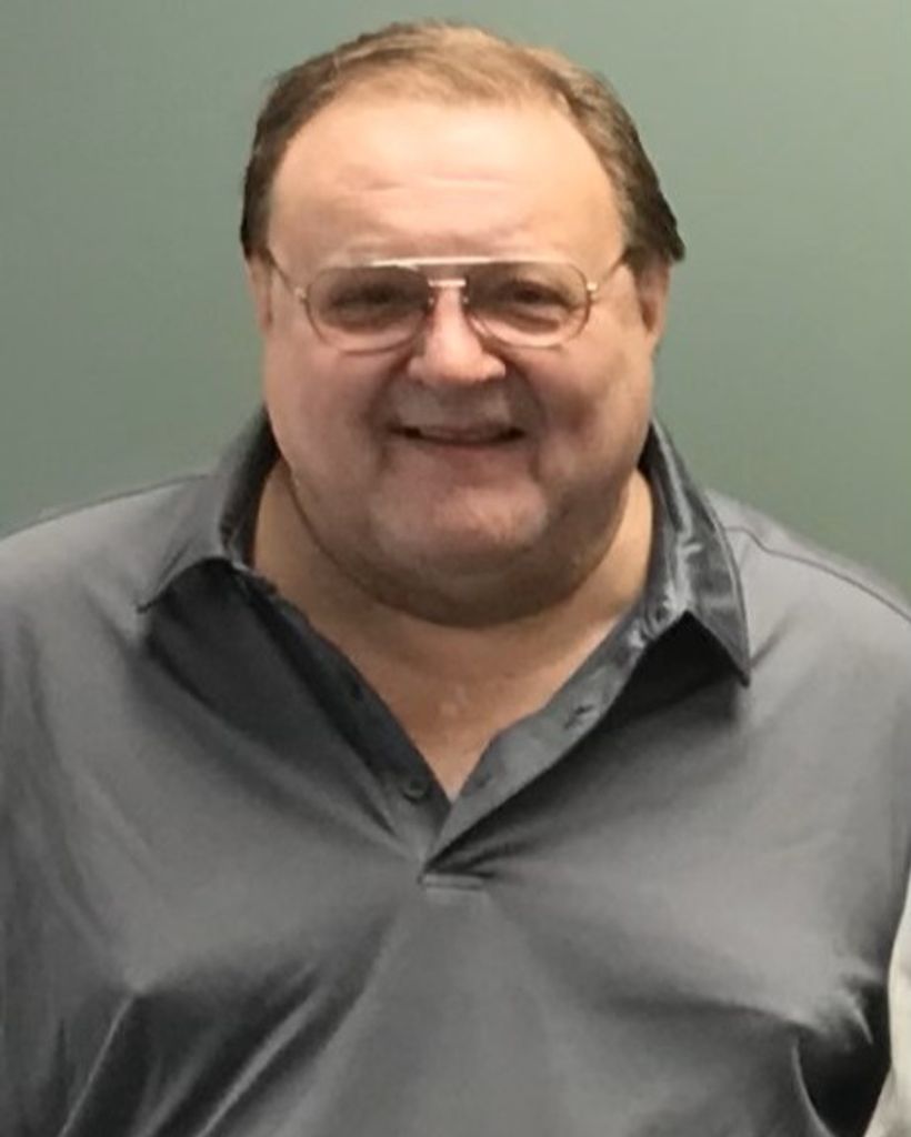 Daniel Poulter Profile Photo